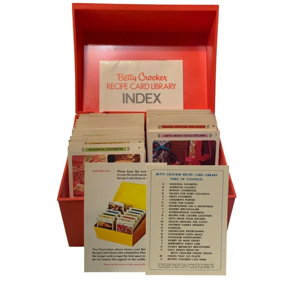 Vintage 70s Betty Crocker Recipe Card Library Red Box Index Cards Set‎ Retro
